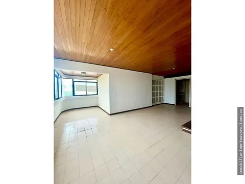 Apartamento 3 habitaciónes acceso escaleras - Manga