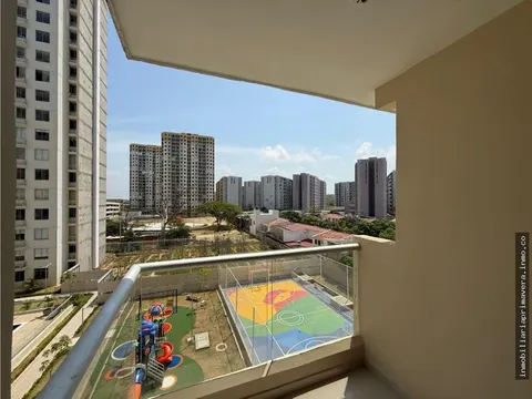 Apartamento de 3 habitaciones Milán- ternera