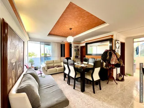 Apartamento en crespo con azotea
